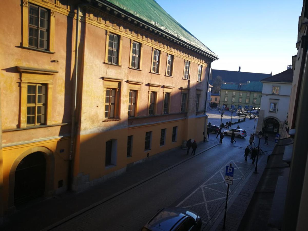 Vinfort Aparthotel Cracóvia Exterior foto